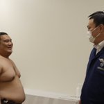 FTu4swAVIAALjLA.jpg:thumb