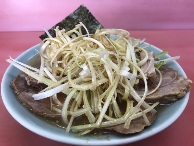 #ラーメンショップ大和 海老名店さん急激に体が欲しました🤤ネギチャーシューメン今回は魔法?のネギダレ投入のみで味わい最後 #ラーメンショップ大和 海老名店さん急激に体が欲しました🤤ネギチャーシューメン今回は魔法?のネギダレ投入のみで味わい最後