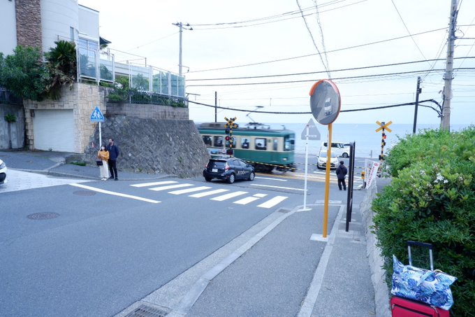 「何のアニメの聖地巡礼行った?」「スラムダンクとハナヤマタと青ブタとかくしごととTARI TARIと…」_人人人人人人人 「何のアニメの聖地巡礼行った?」「スラムダンクとハナヤマタと青ブタとかくしごととTARI TARIと…」_人人人人人人人