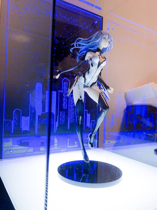 製作事例:「BEATLESS レイシア 2018Ver.」用ケース背景にお客様のフィギュアに対するイメージを体現させたデ 製作事例:「BEATLESS レイシア 2018Ver.」用ケース背景にお客様のフィギュアに対するイメージを体現させたデ