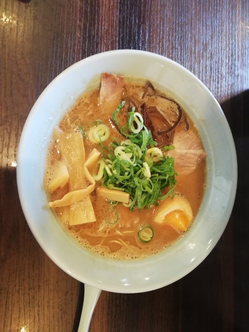 ラーメン食ってアプモン買ったアプモン買った(????????) ラーメン食ってアプモン買ったアプモン買った(????????)