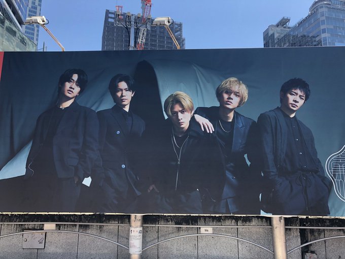渋谷👑キンプリちゃん見るのも好きだけど、一生懸命写真撮ってるティアラちゃんの後ろ姿がいつも可愛くて、ニコニコしながら見ち 渋谷👑キンプリちゃん見るのも好きだけど、一生懸命写真撮ってるティアラちゃんの後ろ姿がいつも可愛くて、ニコニコしながら見ち
