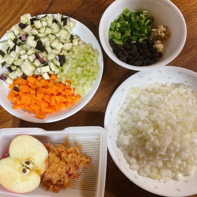 みじん切り頑張りましたの報告 甘々と稲妻のおうちカレーLOVE みじん切り頑張りましたの報告 甘々と稲妻のおうちカレーLOVE