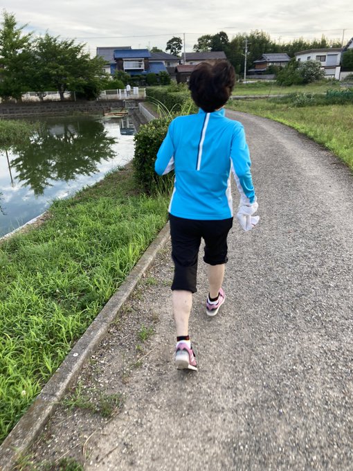 オカンと朝ジョグ🏃♀️&ウォーク🚶オカンの朝メシ🍚#実家#兵庫県#稲美町#天満大池#ランニング#マラソン#オカン オカンと朝ジョグ🏃♀️&ウォーク🚶オカンの朝メシ🍚#実家#兵庫県#稲美町#天満大池#ランニング#マラソン#オカン