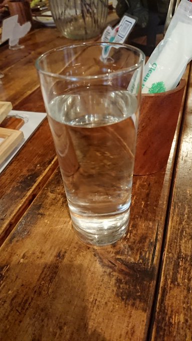 がもたんがよく飲んでた水!! #オカルティックナイン がもたんがよく飲んでた水!! #オカルティックナイン