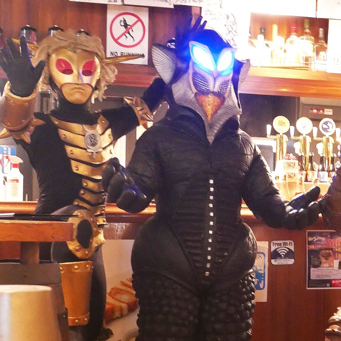 #怪獣酒場 新橋店にて周年祭プレミアムパーティーに参加してきましたいまをときめくメフィラス店長はMCババルウ星人のシンウ #怪獣酒場 新橋店にて周年祭プレミアムパーティーに参加してきましたいまをときめくメフィラス店長はMCババルウ星人のシンウ