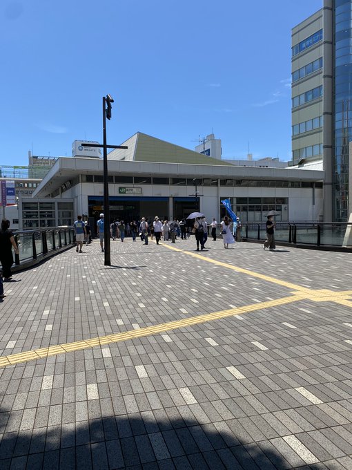 今日は江ノ島とかの方行ってましたわ〜☺青ブタの聖地も見れたので最高ですわ〜因みにそのせいでランダンはお釈迦です 今日は江ノ島とかの方行ってましたわ〜☺青ブタの聖地も見れたので最高ですわ〜因みにそのせいでランダンはお釈迦です