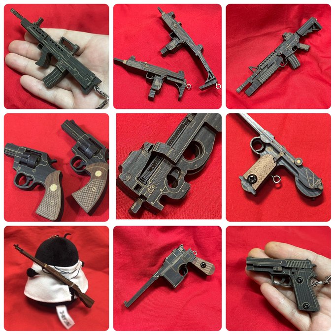 木製の銃型ペンダントトップ・ミニチュアを作っています。種類はどんどん増えています⤴️コミケ100・デザフェスにも出店する 木製の銃型ペンダントトップ・ミニチュアを作っています。種類はどんどん増えています⤴️コミケ100・デザフェスにも出店する