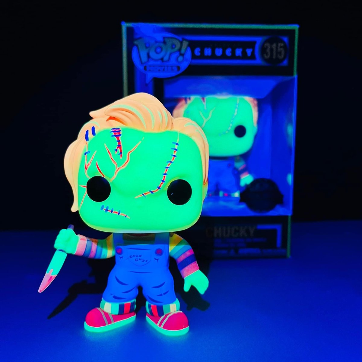 Check out these glowy boys ~ both exclusive to EE ~ wave 1 should be shipping out soon! Available below ~
Linky ~