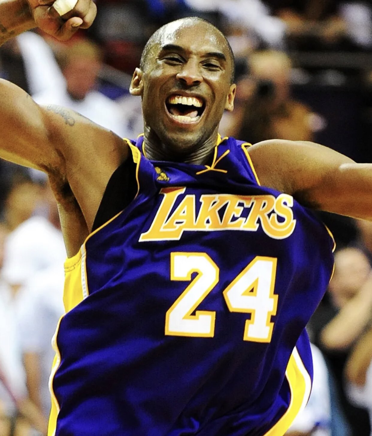 Kobe Bryant's Birthday Celebration | HappyBday.to