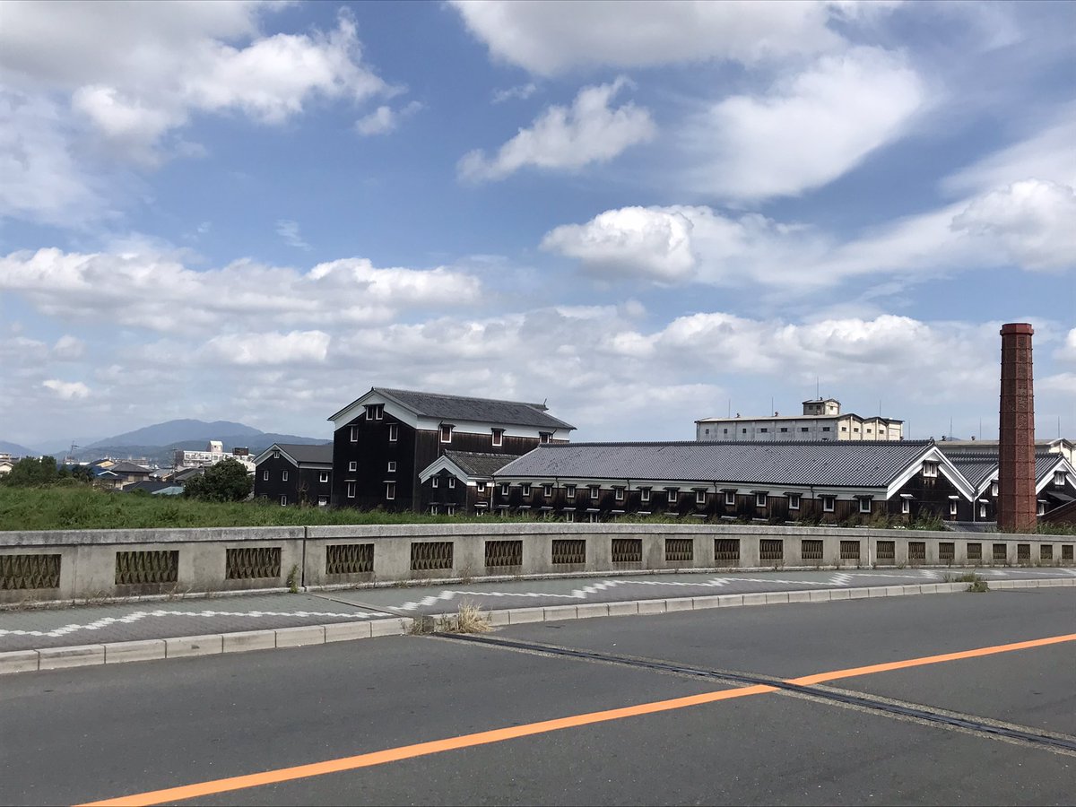 test ツイッターメディア - 新大手橋から、
比叡山と松本酒造

伏見の風景 https://t.co/xYA43cyOCe