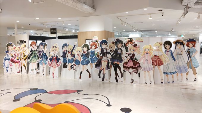 きんモザ展(大阪)何と言っても、スタンディ大集合は本当に凄かった…✨✨✨✨✨ きんモザ展(大阪)何と言っても、スタンディ大集合は本当に凄かった…✨✨✨✨✨