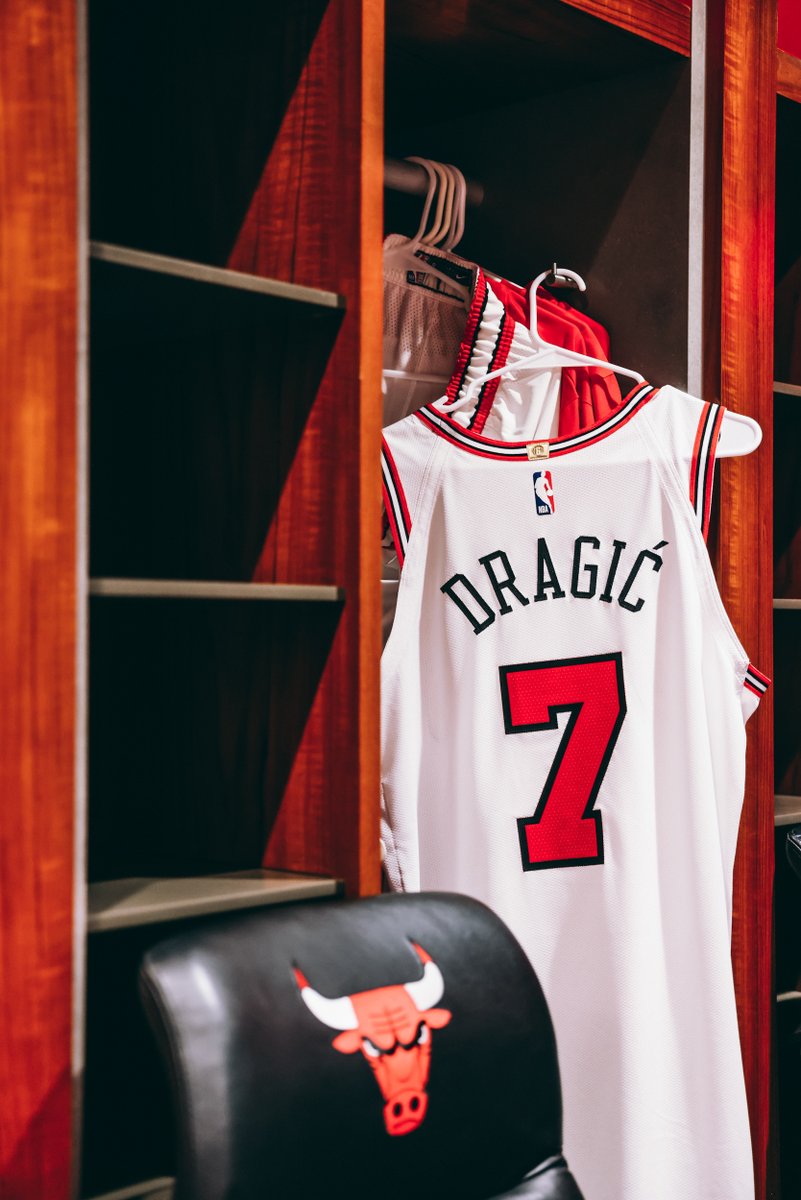 https://pbs.twimg.com/media/FeQhNRvXkAEhxPh.jpg Pelicans vs. Bulls: Play-by-play, highlights and reactions