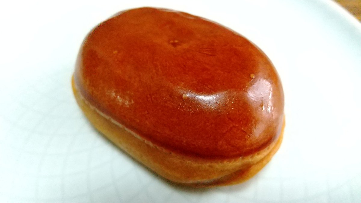 test ツイッターメディア - 今日の甘味。
福岡・湖月堂の栗饅頭。 https://t.co/nXZl9UWrQs