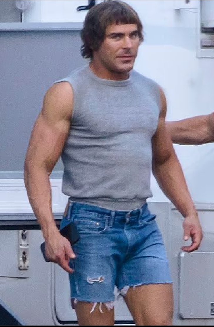 Zac Efron's Haircut Is Going Viral Zac Efron's Haircut Is Going Viral