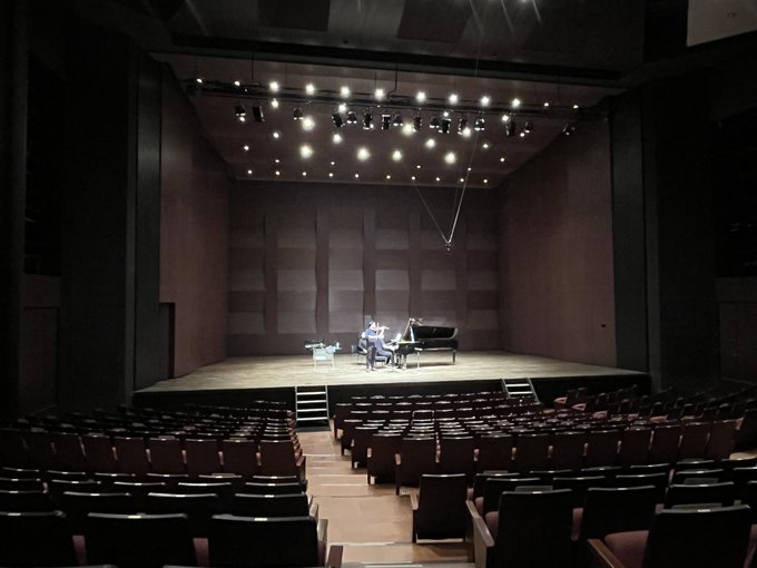 リハーサル始まりました。わぉ!オーラがハンパない❣️✨✨✨本日15時開演ゆめたろうプラザ 輝きホールまだ間に合うよ〜当日 リハーサル始まりました。わぉ!オーラがハンパない❣️✨✨✨本日15時開演ゆめたろうプラザ 輝きホールまだ間に合うよ〜当日