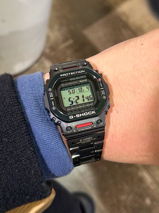 スーパーやらパシり中。今日は、G-SHOCK のGガンダムさん。#GSHOCK #CASIO スーパーやらパシり中。今日は、G-SHOCK のGガンダムさん。#GSHOCK #CASIO