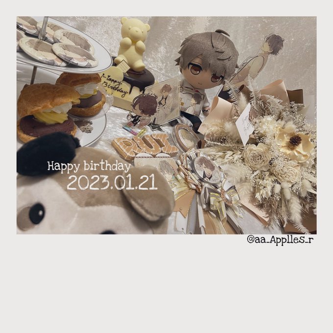 Happy birthday🕊今年もあなたの隣でお祝いできて嬉しいです。愛に溢れた一年を…!!🛁#ニル・アドミラリの天秤 Happy birthday🕊今年もあなたの隣でお祝いできて嬉しいです。愛に溢れた一年を…!!🛁#ニル・アドミラリの天秤
