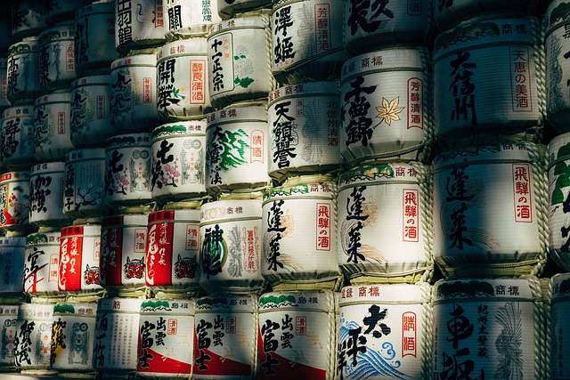 test ツイッターメディア - 黒糖焼酎蔵「朝日酒造」をご紹介
43
そして、喜禎代表は、東京で、日本酒というお酒の魅力にとても関心を持つようになったのだという。
なんでも、喜禎代表が夢中になったのは、日本酒が美味しいということではなく、どちらかといえば、日本酒の作りの方だったのだそうだ。 https://t.co/yFHICU2CiV