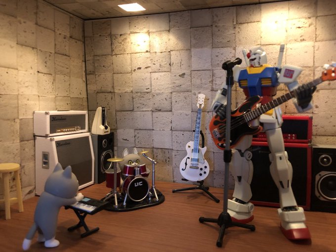 #ガンプラ#本日のガンダムさん仕事猫とセッションするガンダムさん #ガンプラ#本日のガンダムさん仕事猫とセッションするガンダムさん