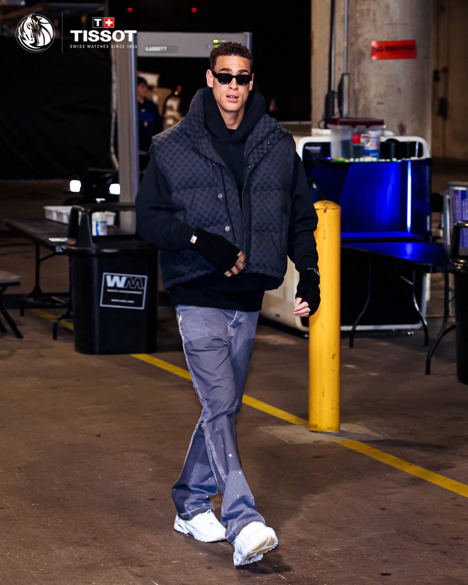 https://pbs.twimg.com/media/Fn_696ZWIAAU6cn.jpg Live stream: Pelicans 106, Mavericks 111