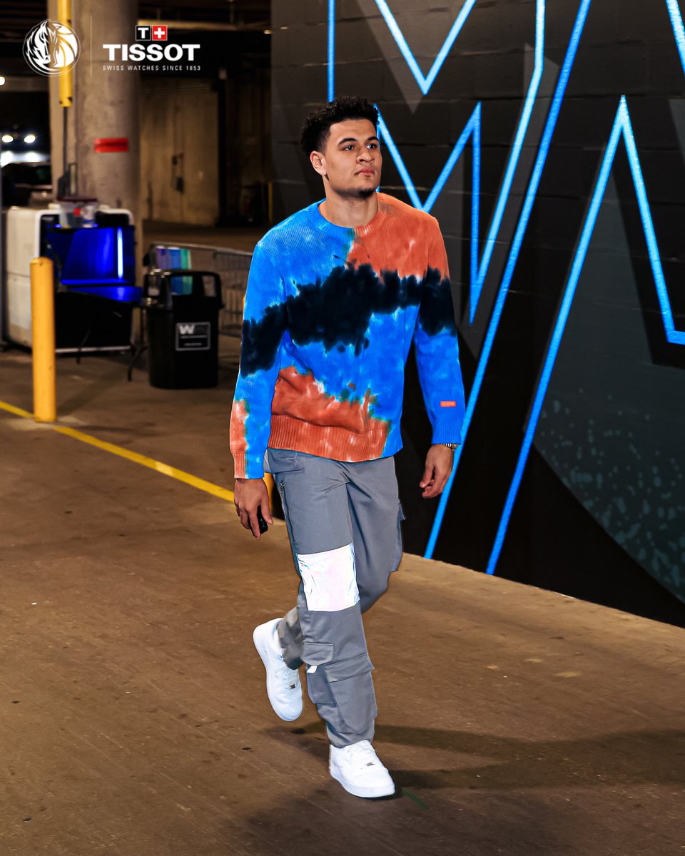 https://pbs.twimg.com/media/Fn_696aXEAEhW4W.jpg Live stream: Pelicans 106, Mavericks 111