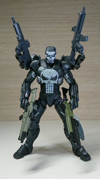 #TLに深刻なライフル不足ガンダムのサンダーボルト見てるとサブアーム付けたくなるね #TLに深刻なライフル不足ガンダムのサンダーボルト見てるとサブアーム付けたくなるね