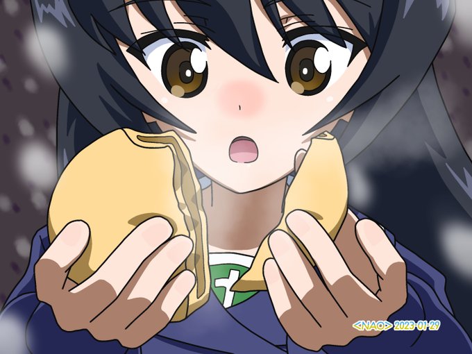 #ガルパン #GuP #garupan の #冷泉麻子 です。カレーまんを少し分けてくれようとして変な割れ方になっちゃい #ガルパン #GuP #garupan の #冷泉麻子 です。カレーまんを少し分けてくれようとして変な割れ方になっちゃい