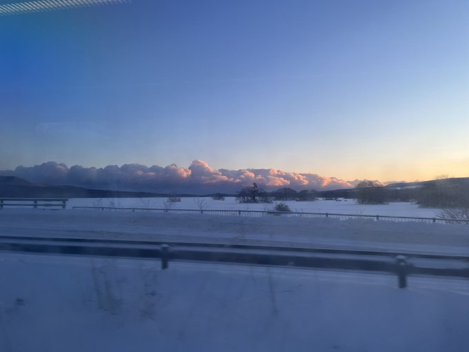 無事に札幌たどり着いたよ〜‼️‼️北海道ってほんとに景色が綺麗だなって思った‼️‼️雲がラピュタ‼️ 無事に札幌たどり着いたよ〜‼️‼️北海道ってほんとに景色が綺麗だなって思った‼️‼️雲がラピュタ‼️