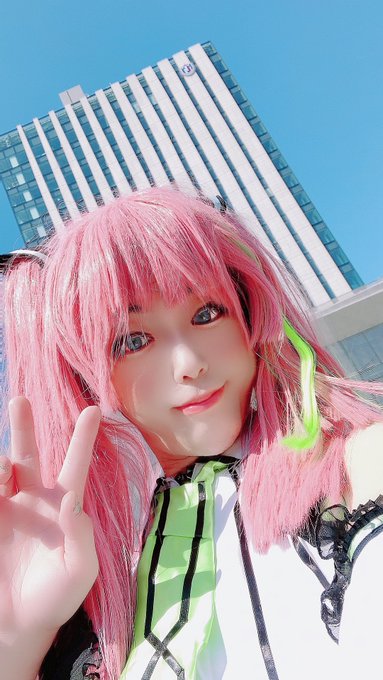 #年齢とコスプレ写真晒してびっくりした人がrtしてくれるしじゅうひとつバカボンのパパとタメです #年齢とコスプレ写真晒してびっくりした人がrtしてくれるしじゅうひとつバカボンのパパとタメです
