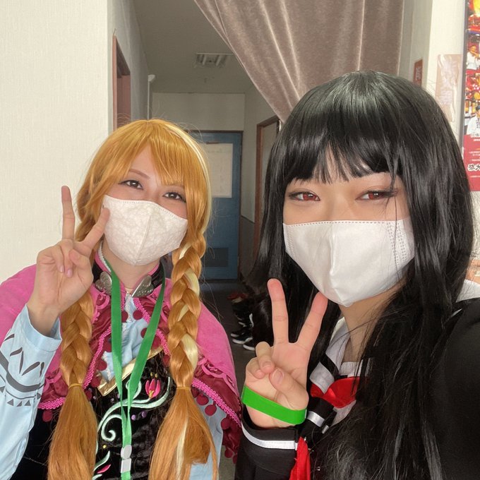 ⚠︎cos/アナ雪,地獄少女スタッフさんとお写真撮らせていただきました📸ありがとうございました😌主催のお姉さん、素敵だし ⚠︎cos/アナ雪,地獄少女スタッフさんとお写真撮らせていただきました📸ありがとうございました😌主催のお姉さん、素敵だし