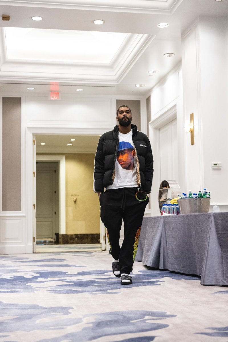 https://pbs.twimg.com/media/FoACkcFXwAAVYpO.jpg Live stream: Pelicans 106, Mavericks 111