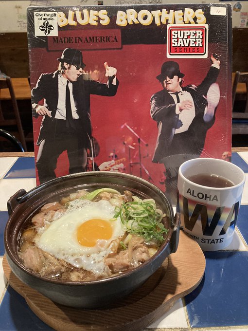 今日の晩ご飯🍴🌴鶏肉のすき焼き風きしめん美味しく頂きました😋love&peace#明石 #ダイナー #カフェ # 今日の晩ご飯🍴🌴鶏肉のすき焼き風きしめん美味しく頂きました😋love&peace#明石 #ダイナー #カフェ #