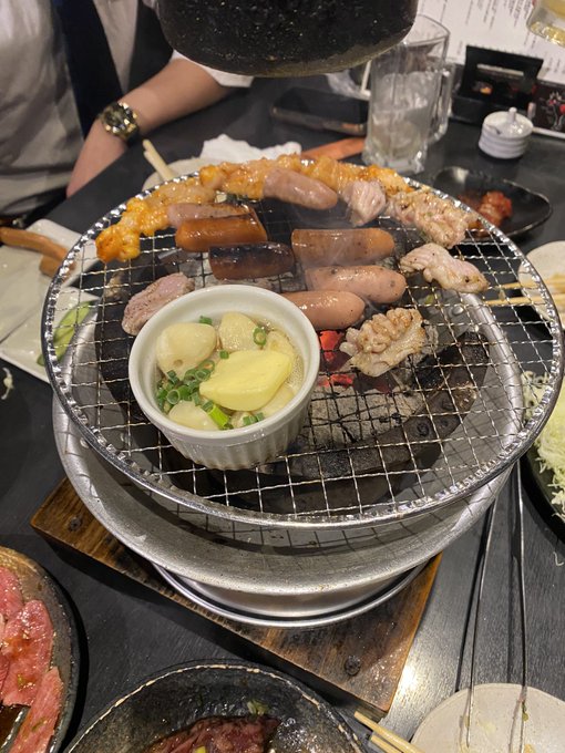 あたしンちぐらぐらゲームウインナー転がっていく🐷 あたしンちぐらぐらゲームウインナー転がっていく🐷