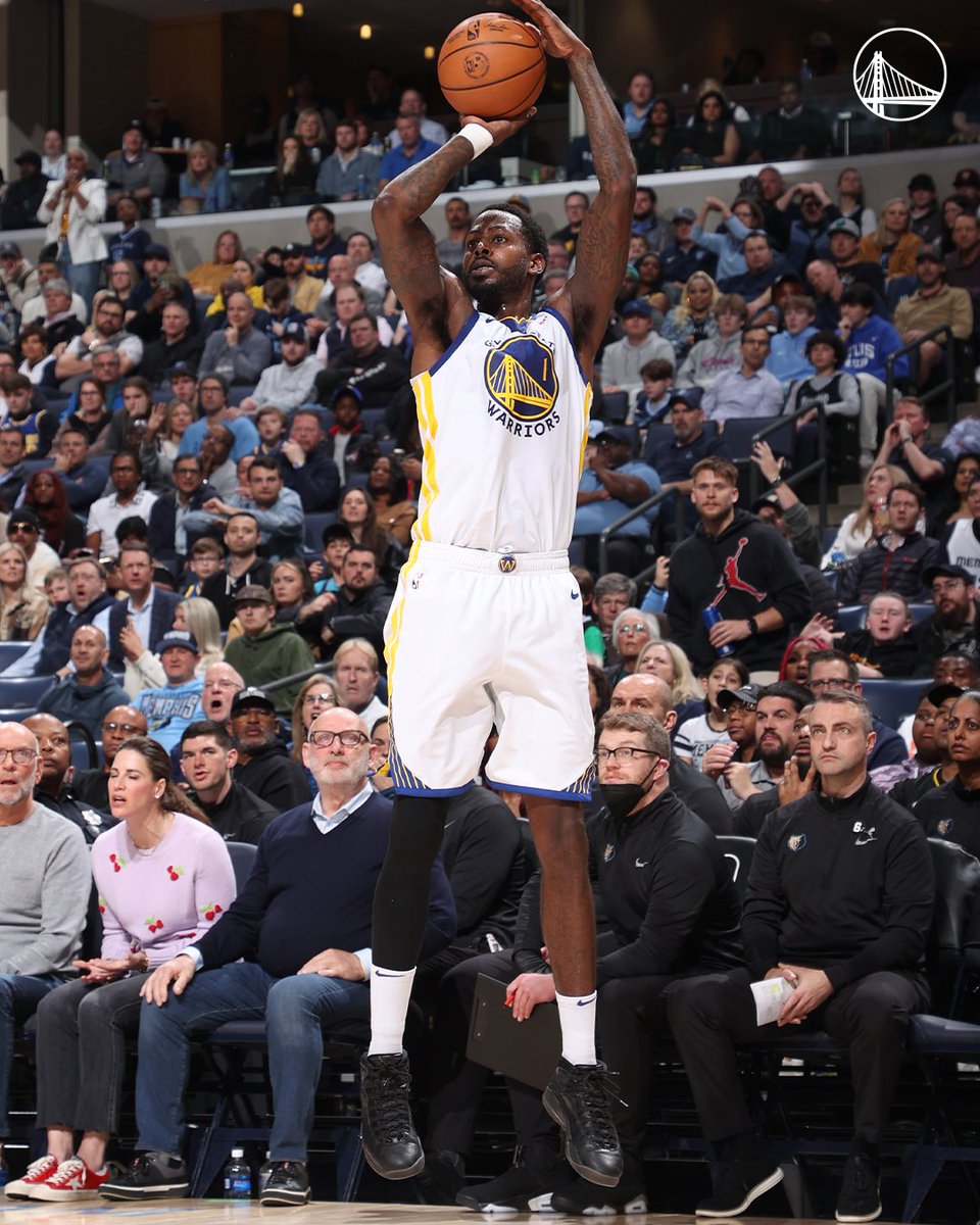 https://pbs.twimg.com/media/Fq0_rHHWIAAO28K.jpg Live stream: Warriors 110, Grizzlies 131