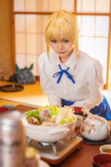 衛宮さんちの今日のごはん セイバー cosplay 「🍲💕」Photo:あきぞーさん#ぞ 衛宮さんちの今日のごはん セイバー cosplay 「🍲💕」Photo:あきぞーさん#ぞ