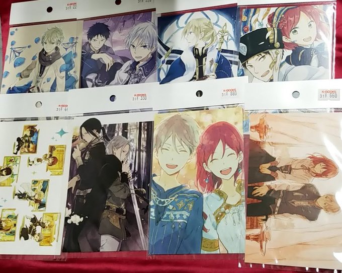 おはようございます‼✨キャラ館開店です‼原画展が開催予定の『#赤髪の白雪姫』キャラ館にて取り扱い中です‼✨ポストカードも おはようございます‼✨キャラ館開店です‼原画展が開催予定の『#赤髪の白雪姫』キャラ館にて取り扱い中です‼✨ポストカードも