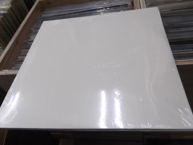 Beatles "White Album" France Pathe Marconi sealed 未開封出しました🤗#