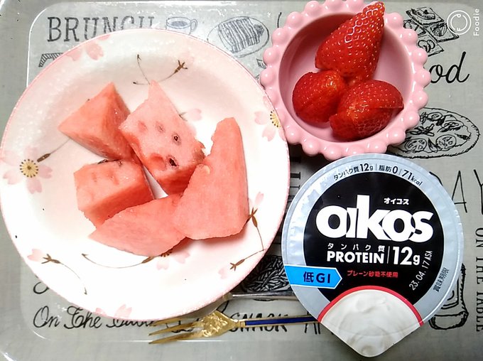 デザート🍓🍉今日は雨で散歩にも行けないので午前中にお風呂入ってしまいました🛀Huluで道枝駿佑くんの「金田一少年の事件簿 デザート🍓🍉今日は雨で散歩にも行けないので午前中にお風呂入ってしまいました🛀Huluで道枝駿佑くんの「金田一少年の事件簿