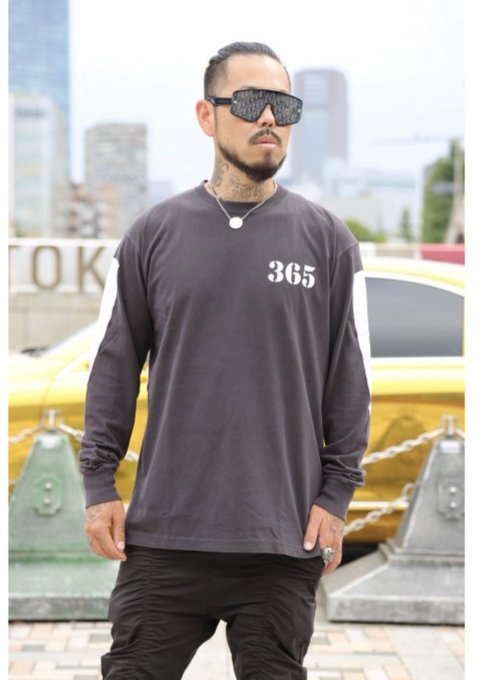 暖かくなってきた日中にロンＴいかがでしょうか？365 BIG-S.TIMEヴィンテージブラックロングスリーブTシャツ 黒