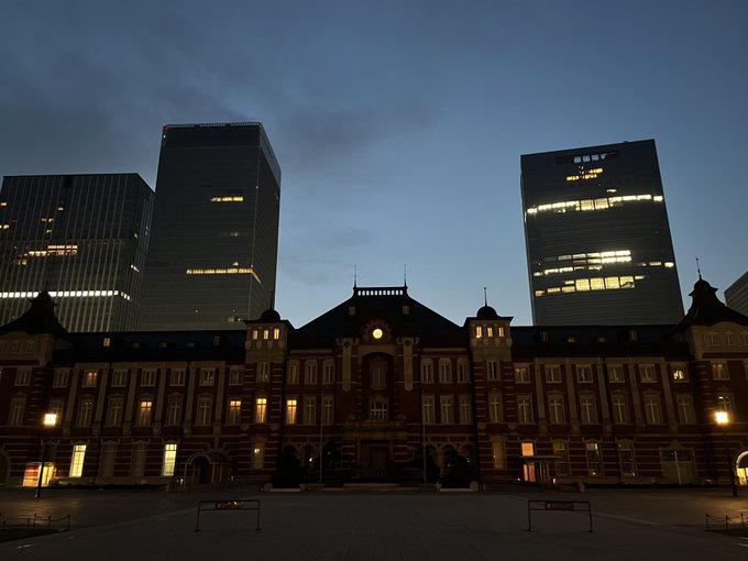 東京駅です。言わずと知れたターミナル駅。ここの地下にある 東京キャラクターストリートが可愛いグッズいっぱいで好きです。細 東京駅です。言わずと知れたターミナル駅。ここの地下にある 東京キャラクターストリートが可愛いグッズいっぱいで好きです。細