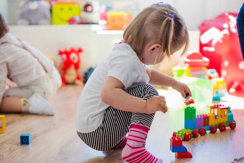 Juegos y actividades para estimular el desarrollo de niños de 2 a 3 años...