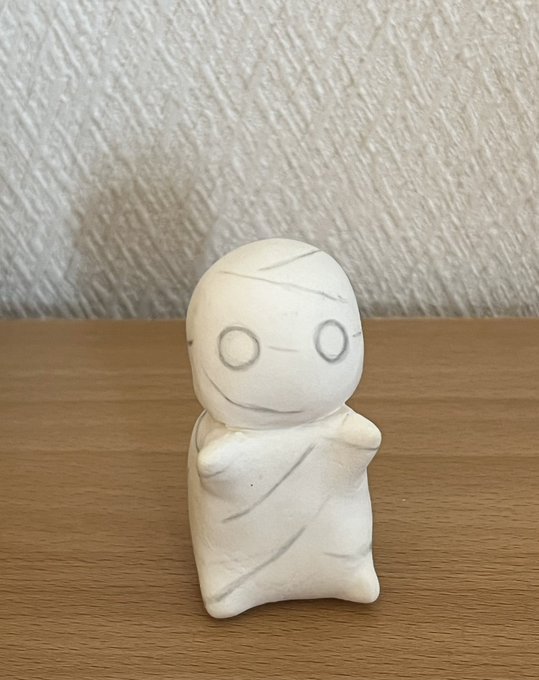 皆ミイラの飼い方読んでる!!わかる〜!好きすぎて紙粘土で作った…ミーくん…! 皆ミイラの飼い方読んでる!!わかる〜!好きすぎて紙粘土で作った…ミーくん…!