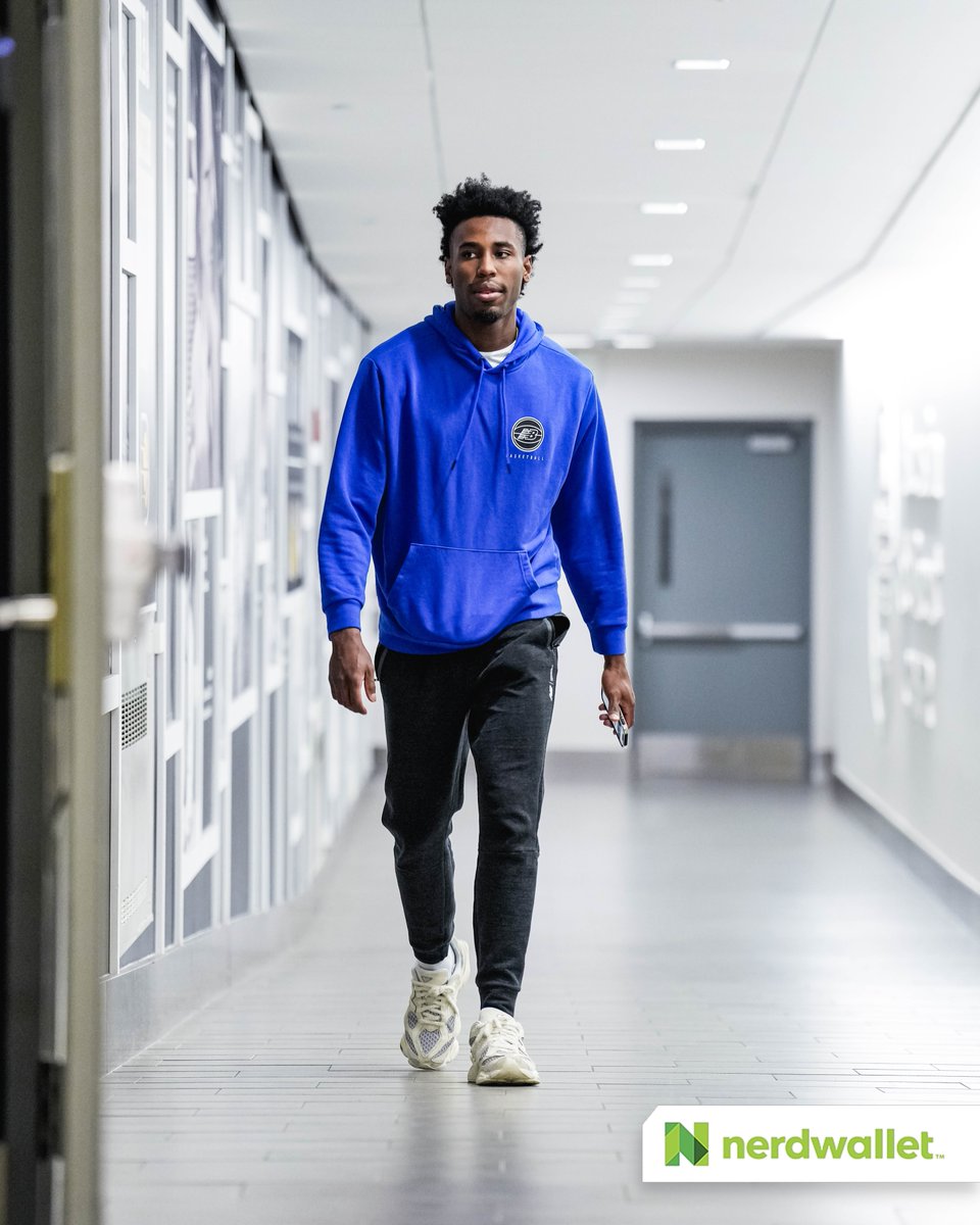 https://pbs.twimg.com/media/FriFcm2XgAIujjN.jpg Live stream: 76ers 141, Pacers 121