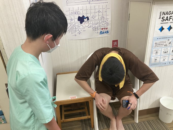 カリメロ「じむ兄さん、僕のラストアウフグースどうでしたか?」じむ兄「………」カ「え、まさか受けてないんですか?」じ「…… カリメロ「じむ兄さん、僕のラストアウフグースどうでしたか?」じむ兄「………」カ「え、まさか受けてないんですか?」じ「……