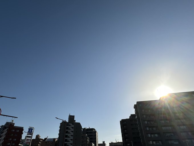 本日の福岡市内の「外気浴指数」は100%です☀️週末は本当に充実したサウナライフが過ごせて気分は最高😍💕いいださんのアウ