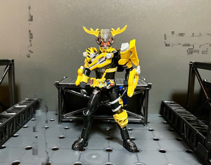 #装動 #仮面ライダーギーツ#仮面ライダーシーカーシーカー パワードビルダーフォームあちこち大ぶりなせいかスーツより頭で #装動 #仮面ライダーギーツ#仮面ライダーシーカーシーカー パワードビルダーフォームあちこち大ぶりなせいかスーツより頭で