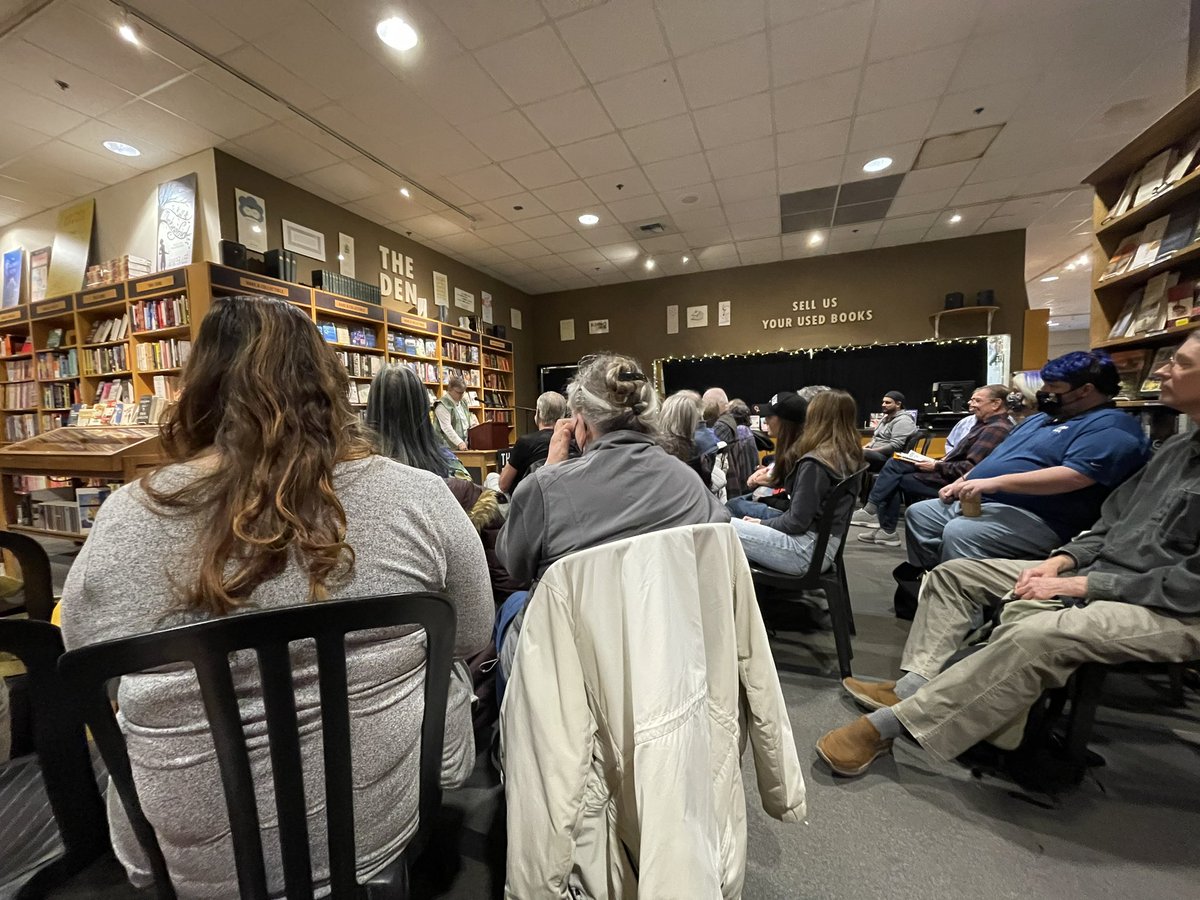 test Twitter Media - Keb, Guy and I had a great time doing a “reading” from A Dog’s Devotion at #ThirdPlaceBooks last night. Meeting so many talented authors and attentive audience. We are grateful. #adogsdevotion #author #memoir #doglovers #searchdog #outdoors #labs #truecrime #osolandslide https://t.co/i3KePhsxm5