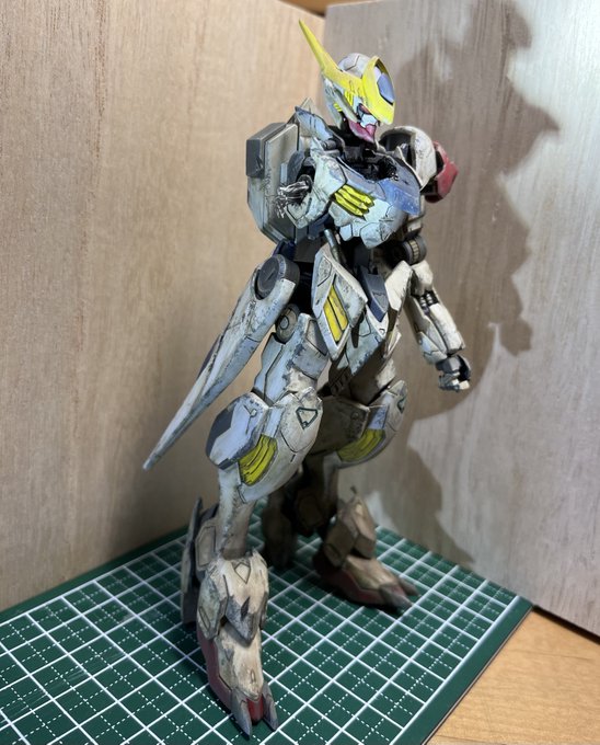 バルバトスルプスハシュマル戦仕様完成しました〜✨フリージアのジャケ写やアニメを参考に思いっきり傷付けて溶かしてボロボロに バルバトスルプスハシュマル戦仕様完成しました〜✨フリージアのジャケ写やアニメを参考に思いっきり傷付けて溶かしてボロボロに