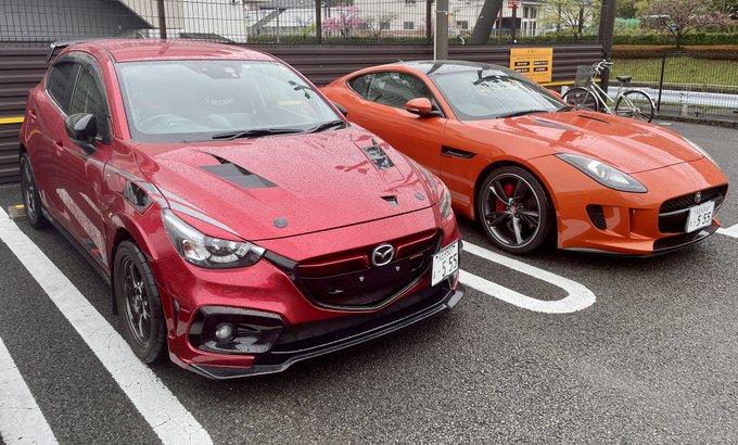 お母さんデミオの車検の為、オイル、エレメント、タイヤ購入しますた🥹💸ネオバもまだ溝あるけど、4本交換です👋買い物程度しか お母さんデミオの車検の為、オイル、エレメント、タイヤ購入しますた🥹💸ネオバもまだ溝あるけど、4本交換です👋買い物程度しか